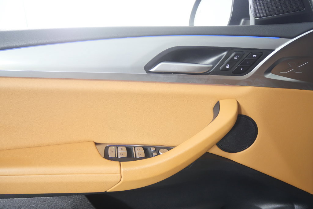 Certified 2024 BMW X3 sDrive30i w/ Convenience Package RWD image 9