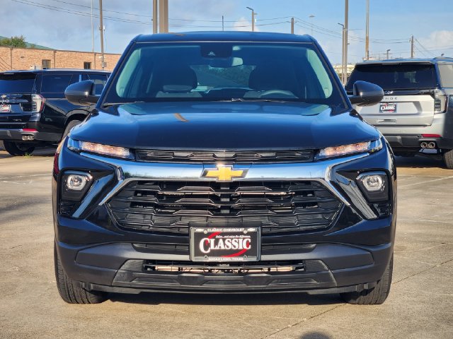 Used 2026 Chevrolet TrailBlazer LS FWD image 2
