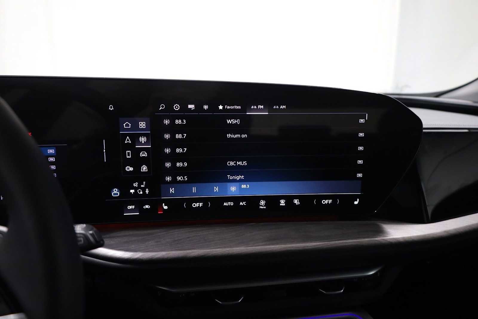 Certified 2025 Audi Q5 Premium Plus w/ Premium Plus image 29