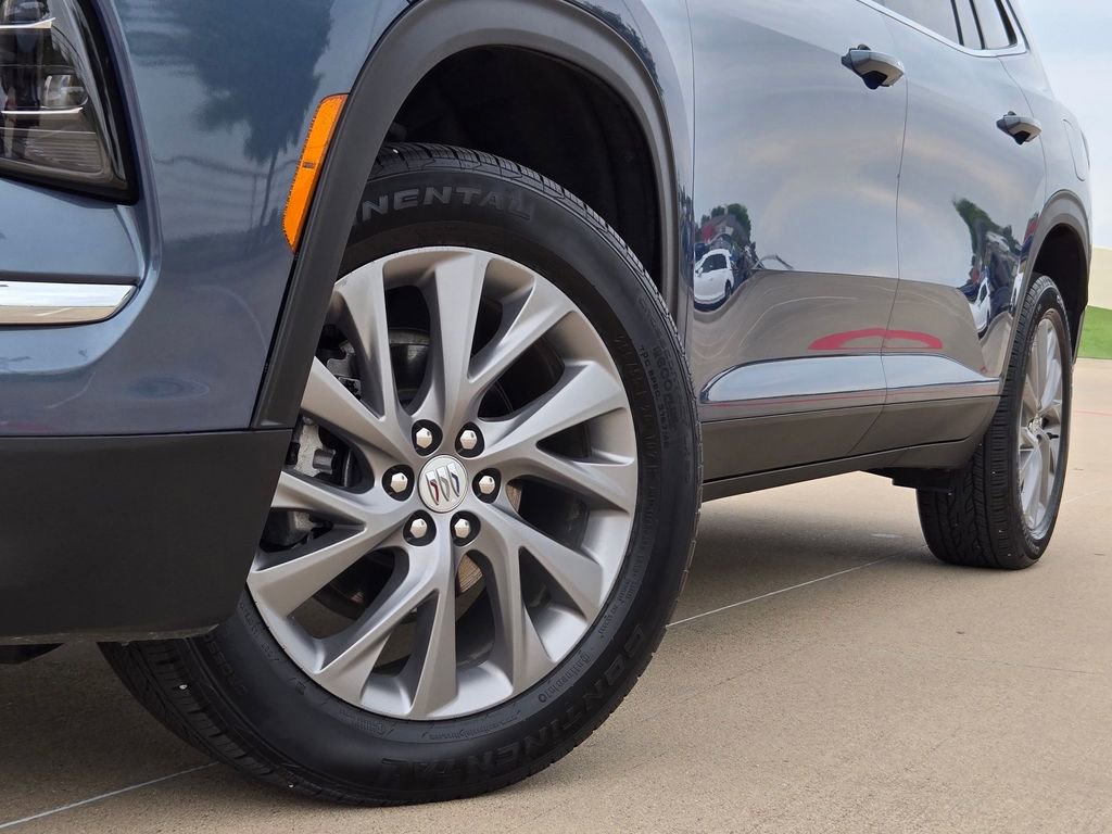 Used 2025 Buick Enclave Preferred image 8