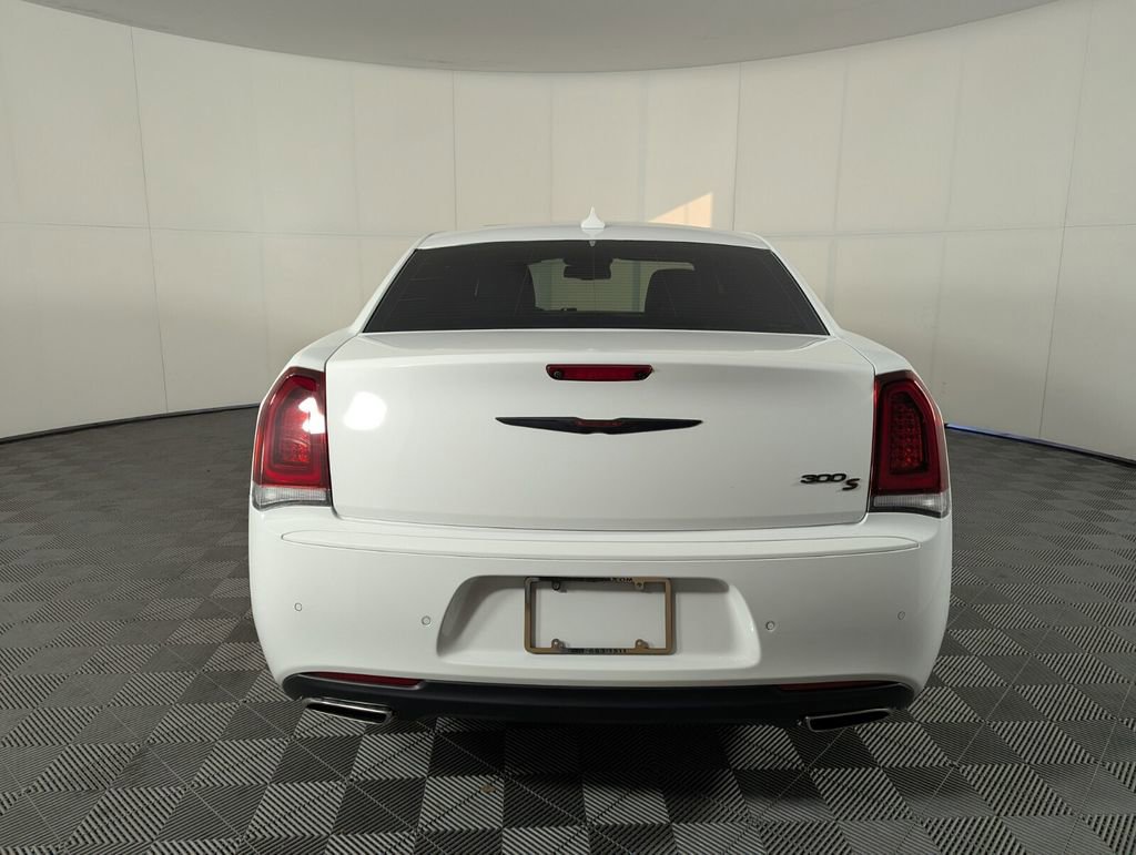 Certified 2022 Chrysler 300 S w/ Safetytec Plus Group image 6