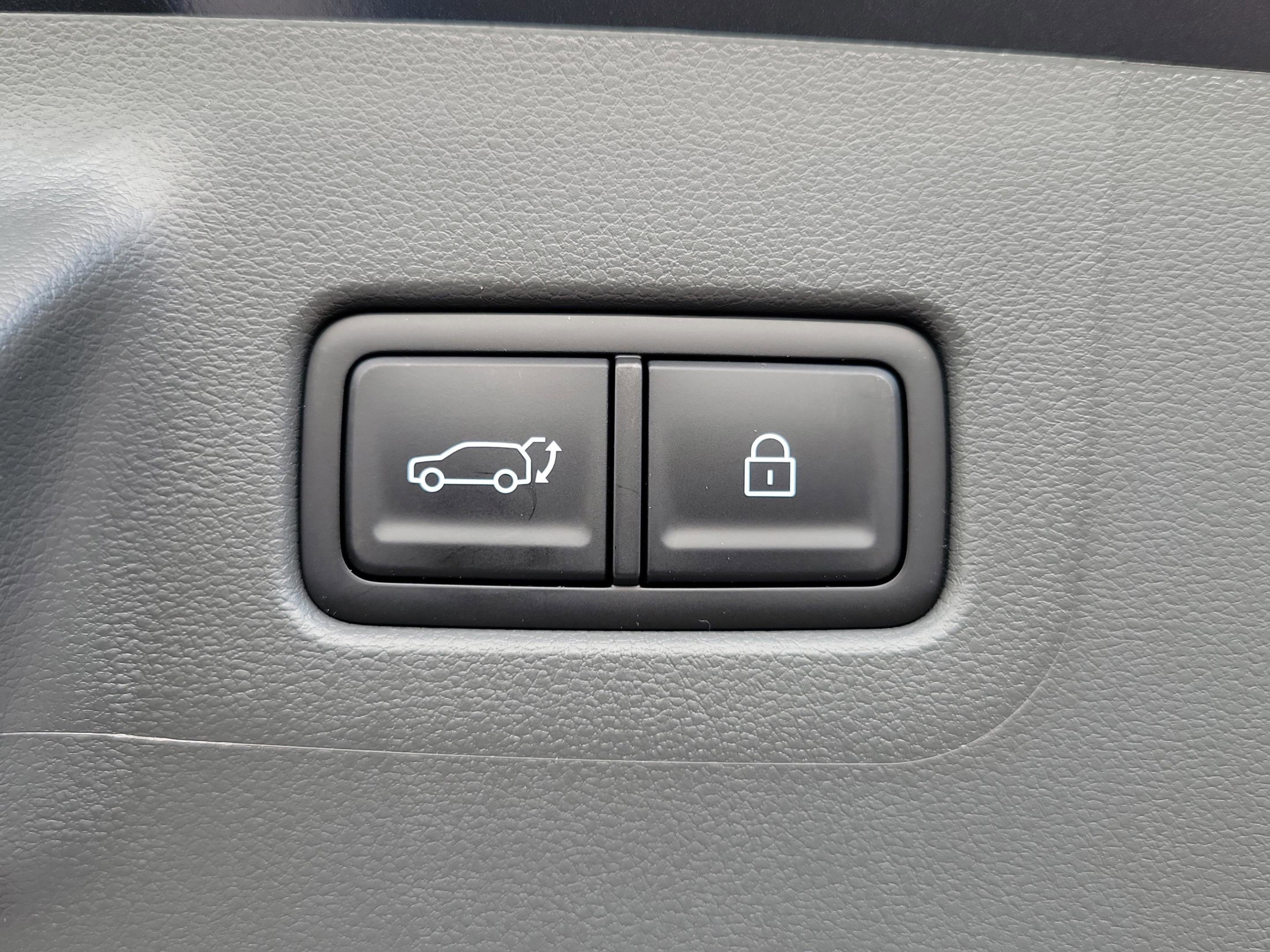 New 2026 Hyundai Santa Fe SE image 28