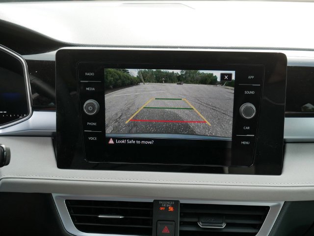 New 2026 Volkswagen Taos SE FWD image 12