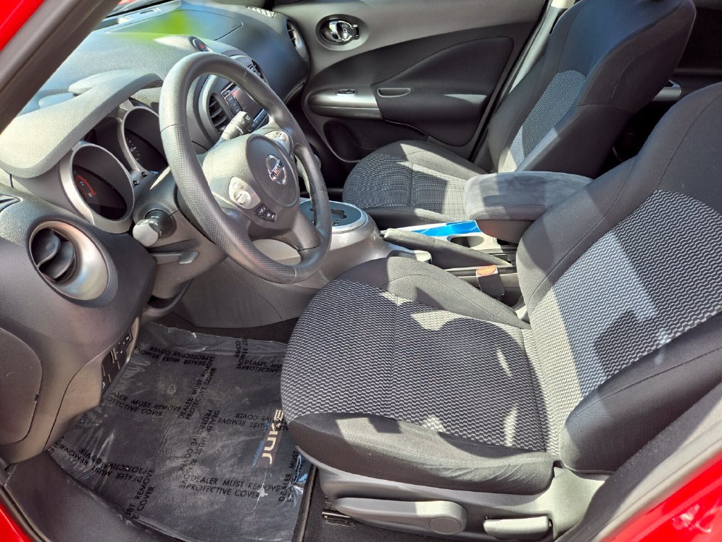 Used 2016 Nissan Juke S FWD image 10