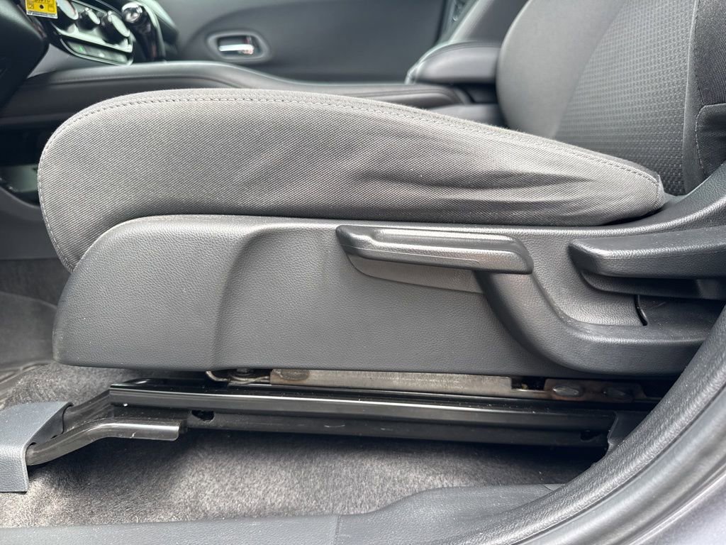 Used 2022 Honda HR-V Sport image 10