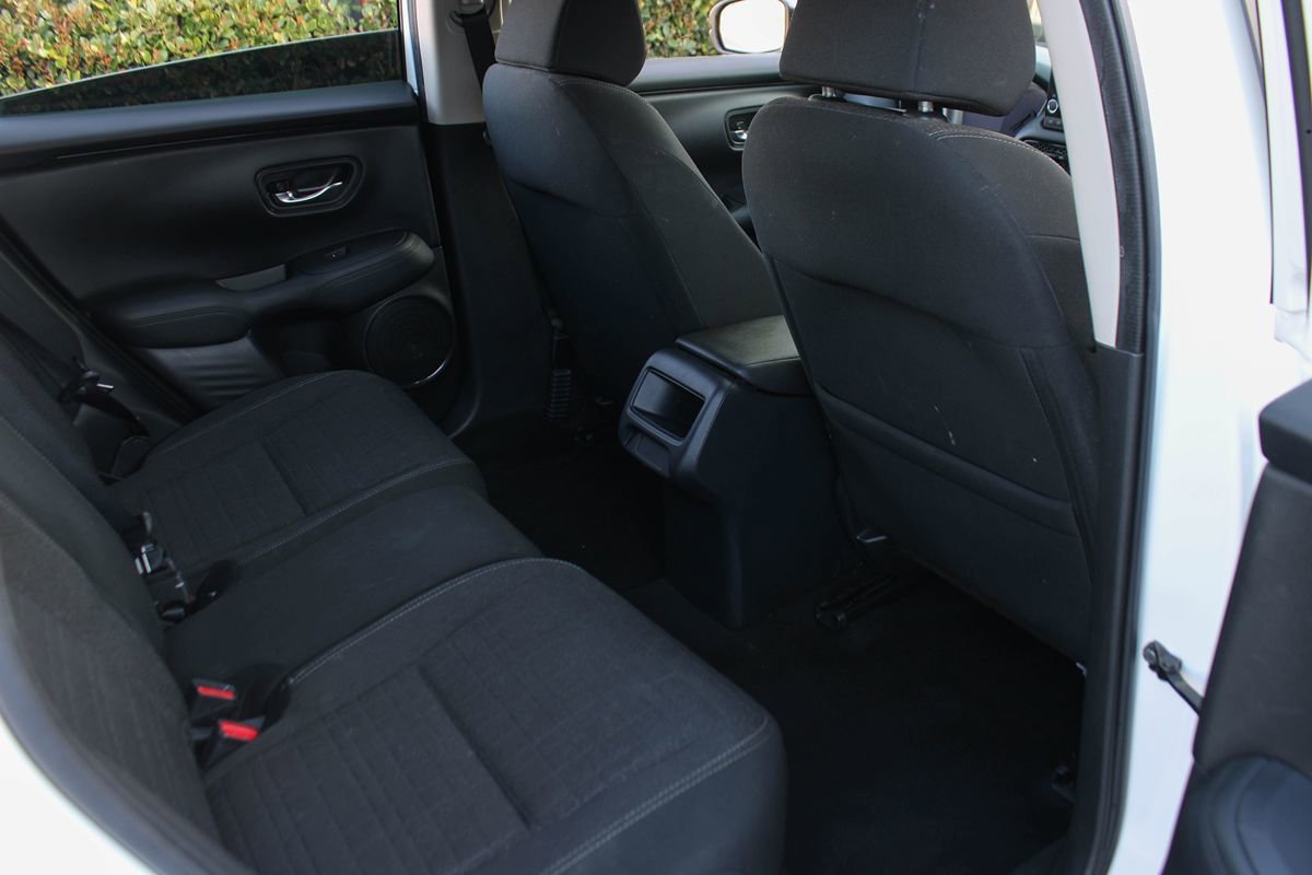 Used 2023 Honda HR-V LX image 21