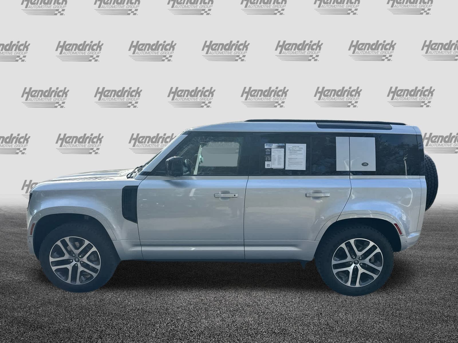 Used 2022 Land Rover Defender 110 XS Edition image 5