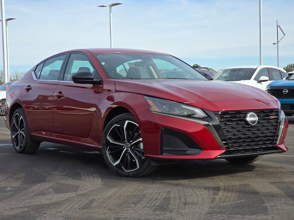 New 2025 Nissan Altima 2.5 SR