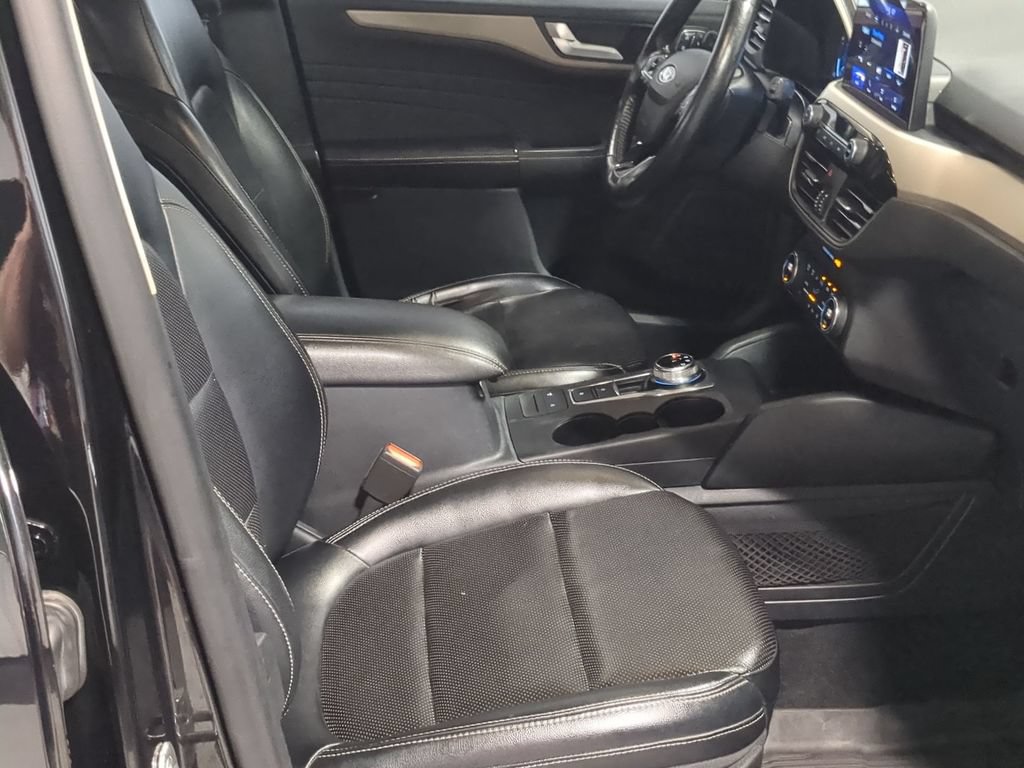 Used 2021 Ford Escape SEL w/ Technology Package AWD/4WD image 27