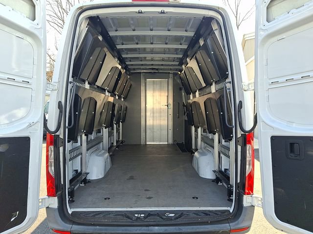 Used 2020 Mercedes-Benz Sprinter 2500 image 10
