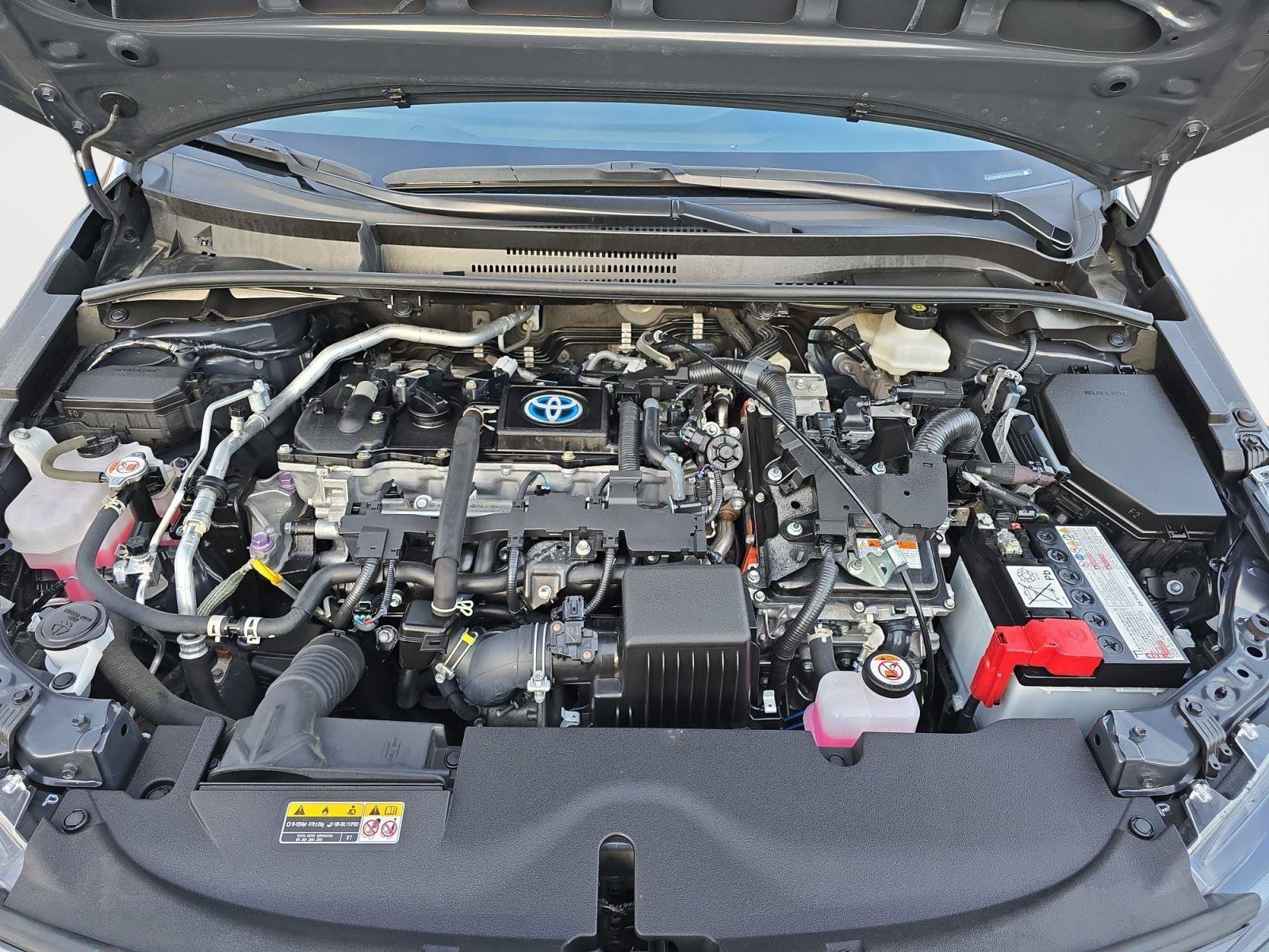 Used 2023 Toyota Corolla SE w/ Carpet Mat Package (TMS) image 23