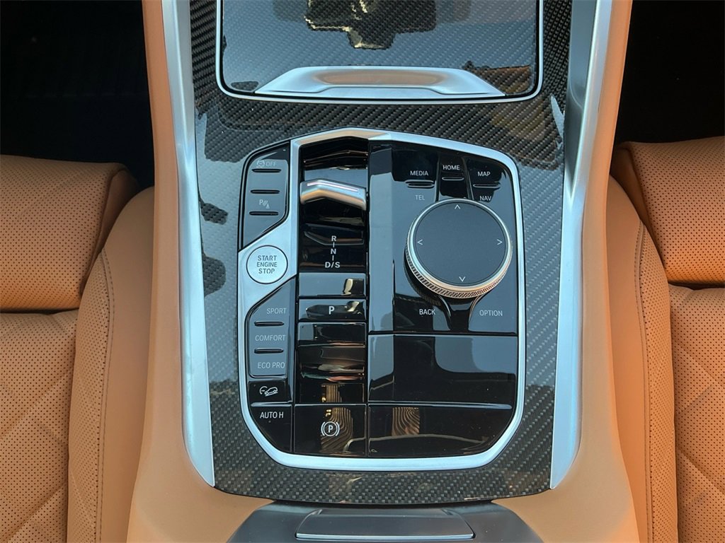 New 2026 BMW X6 M60i w/ Parking Assistance Package image 11