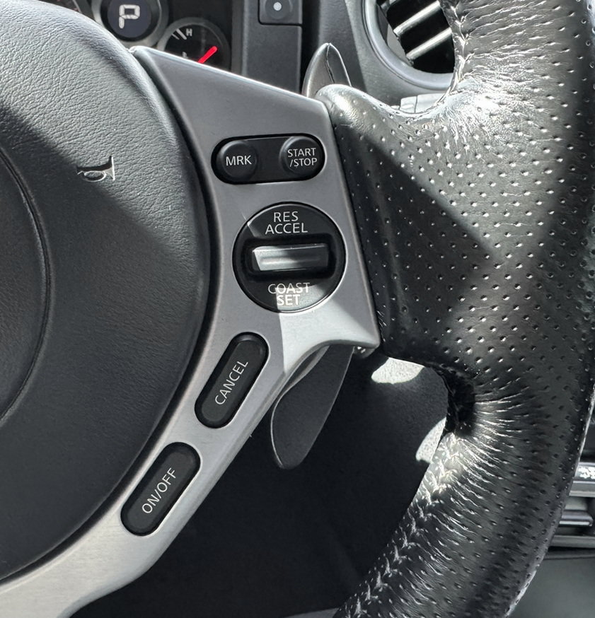 Used 2009 Nissan GT-R Premium AWD/4WD image 18