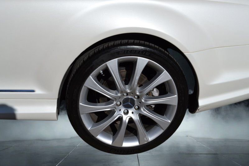 Used 2013 Mercedes-Benz CL 550 4MATIC image 38