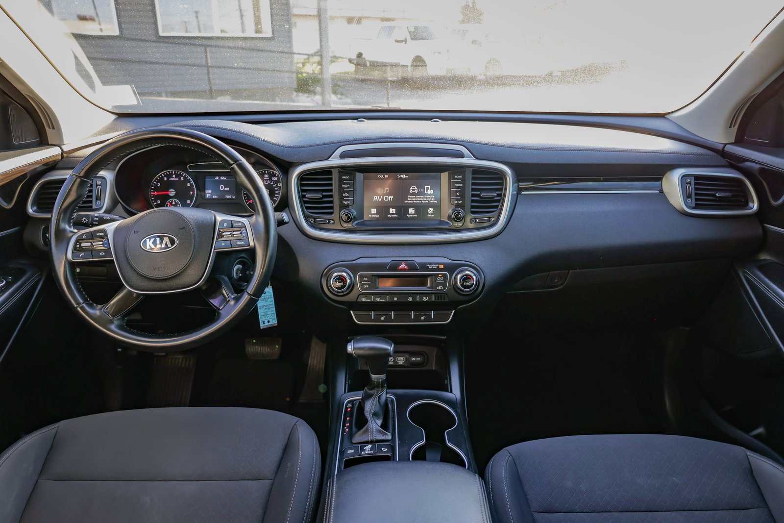 Used 2020 Kia Sorento LX w/ LX I4 Convenience Package image 18