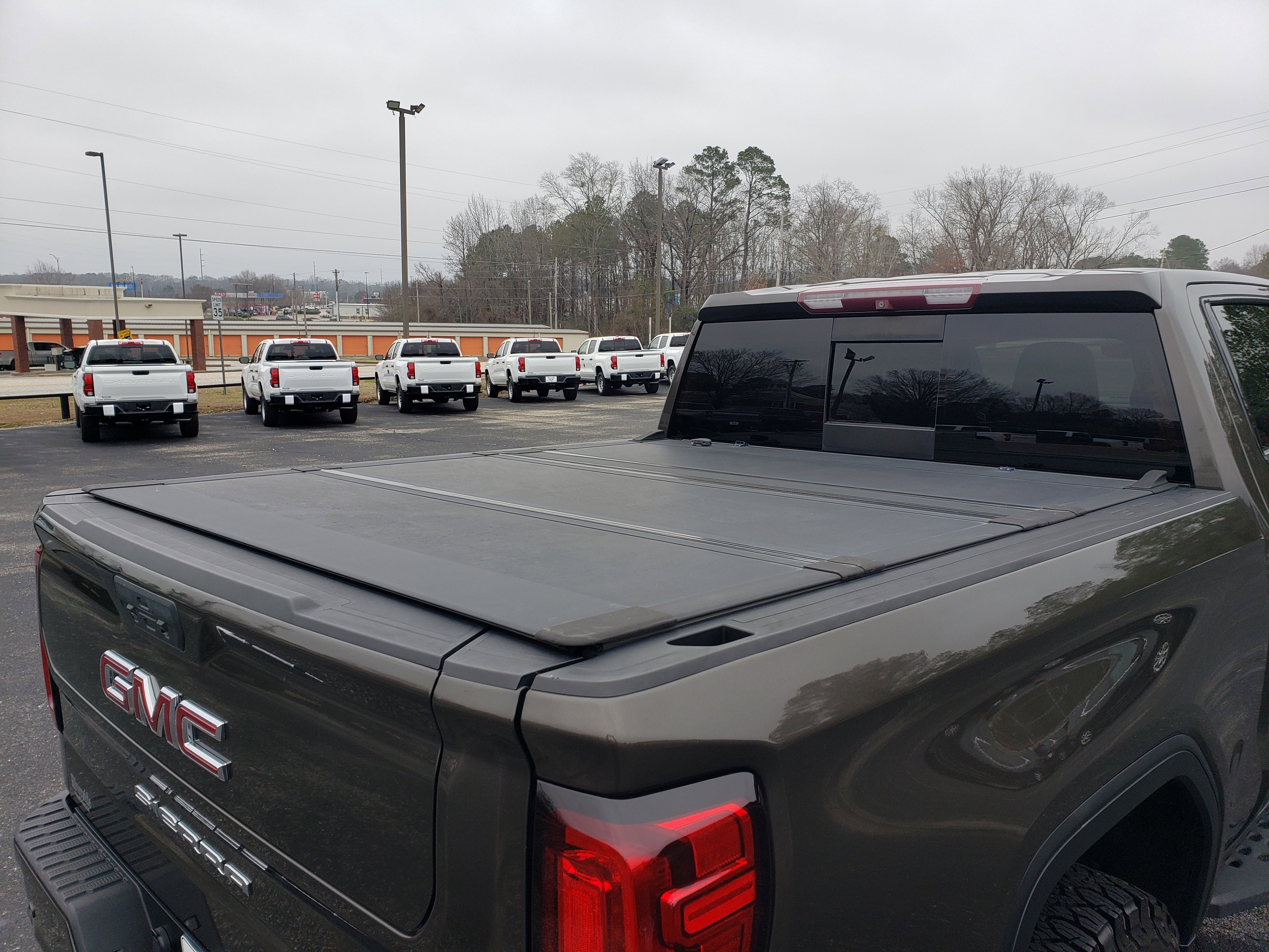 Used 2019 GMC Sierra 1500 AT4 w/ AT4 Premium Package image 11