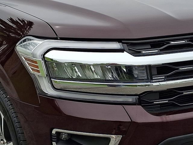 Used 2024 Ford Expedition Limited AWD/4WD image 11