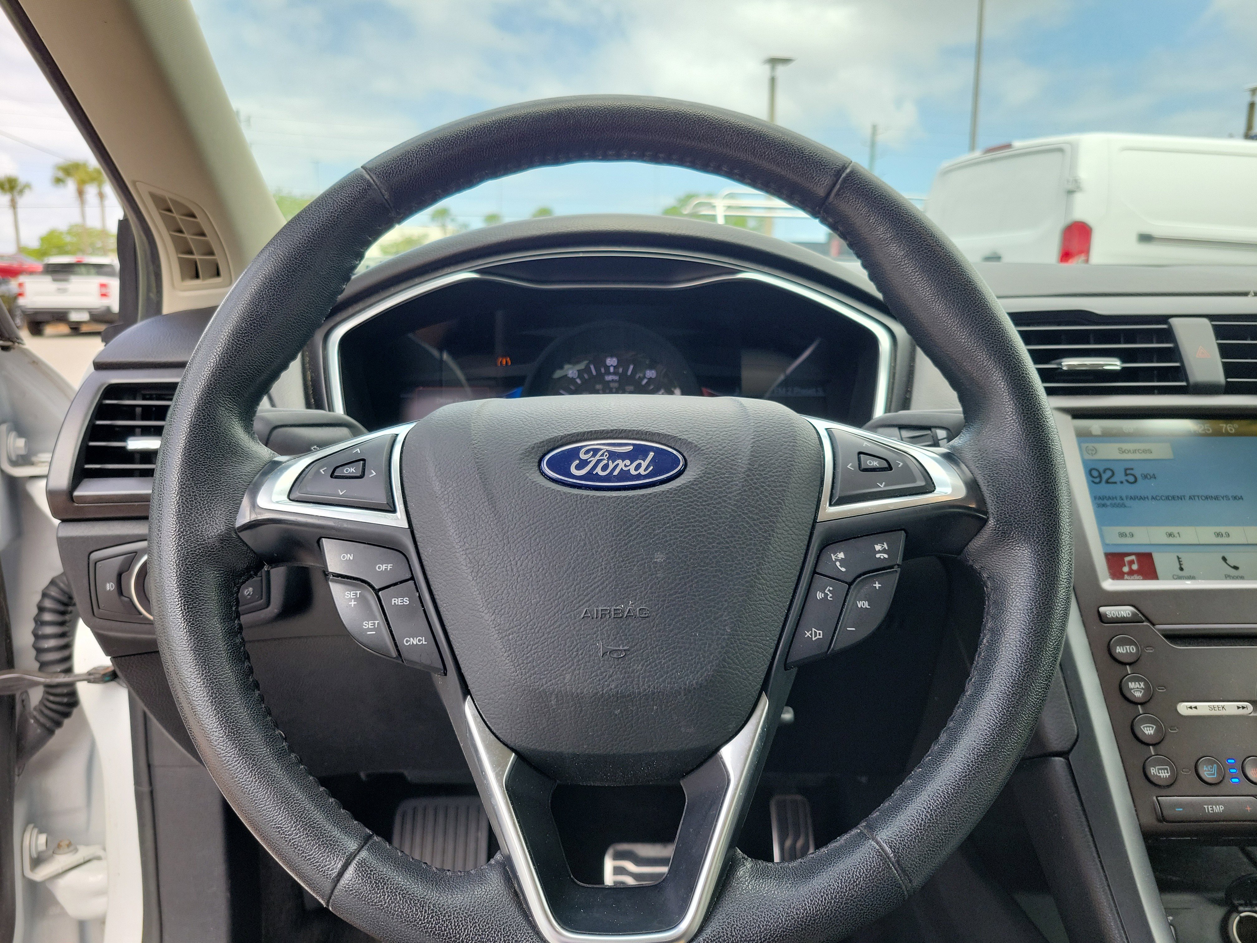 Used 2018 Ford Fusion Titanium image 11