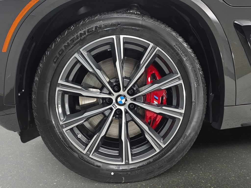 New 2026 BMW X5 xDrive50e w/ M Sport Package AWD/4WD image 32