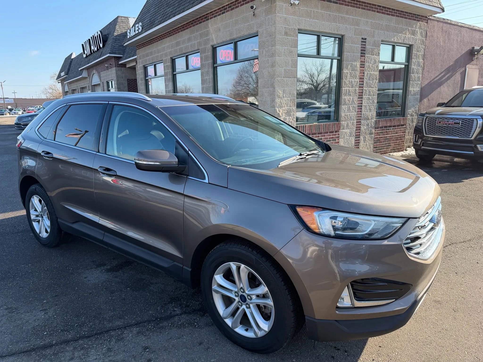 Used 2019 Ford Edge SEL w/ Equipment Group 201A image 7