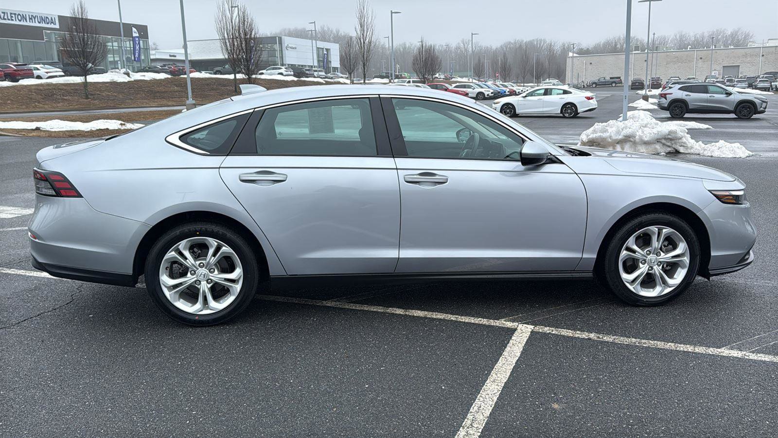 Used 2023 Honda Accord LX image 4