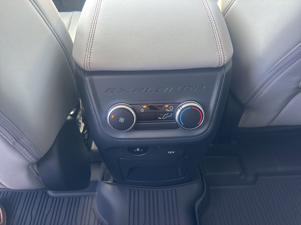 New 2026 Ford Explorer Active w/ Active Comfort Package image 23