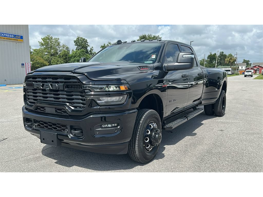 New 2026 RAM 3500 Big Horn AWD/4WD image 1