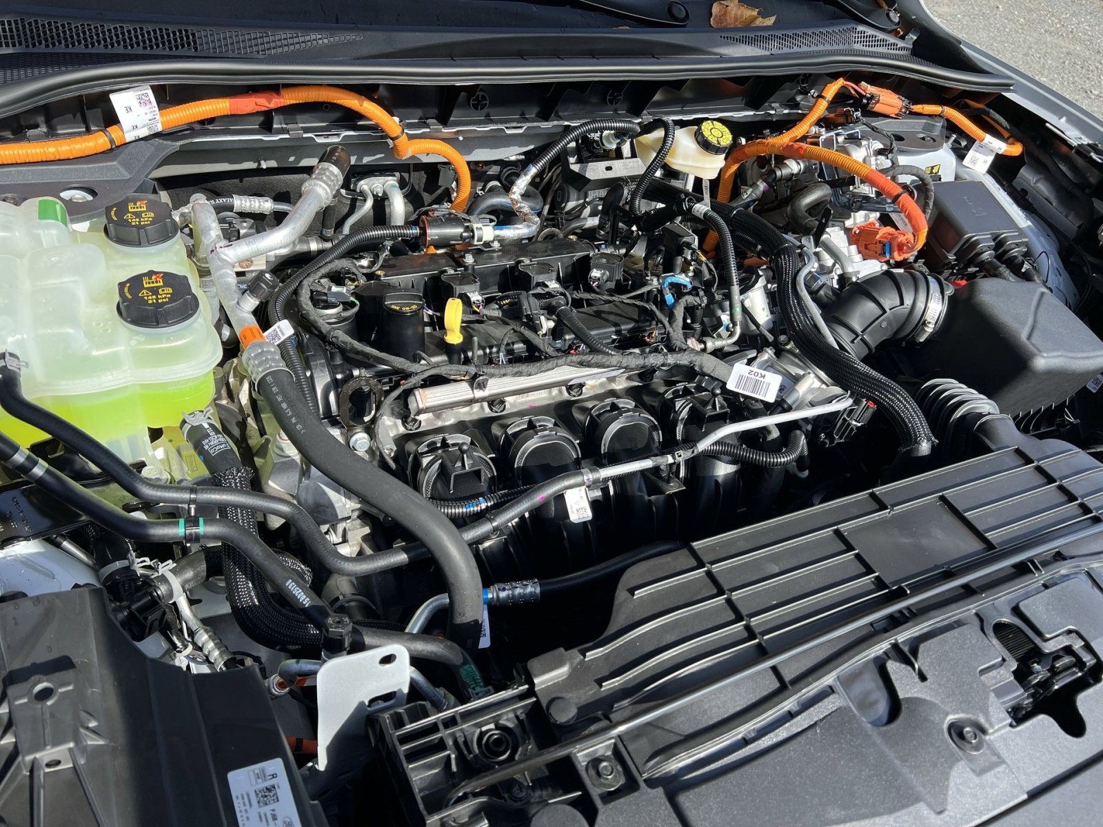 New 2026 Ford Escape SE w/ PHEV Premium Package image 28