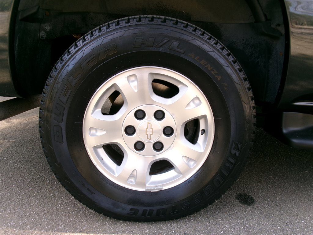 Used 2003 Chevrolet Avalanche 4x4 w/ Suspension Package, Off-Road image 54