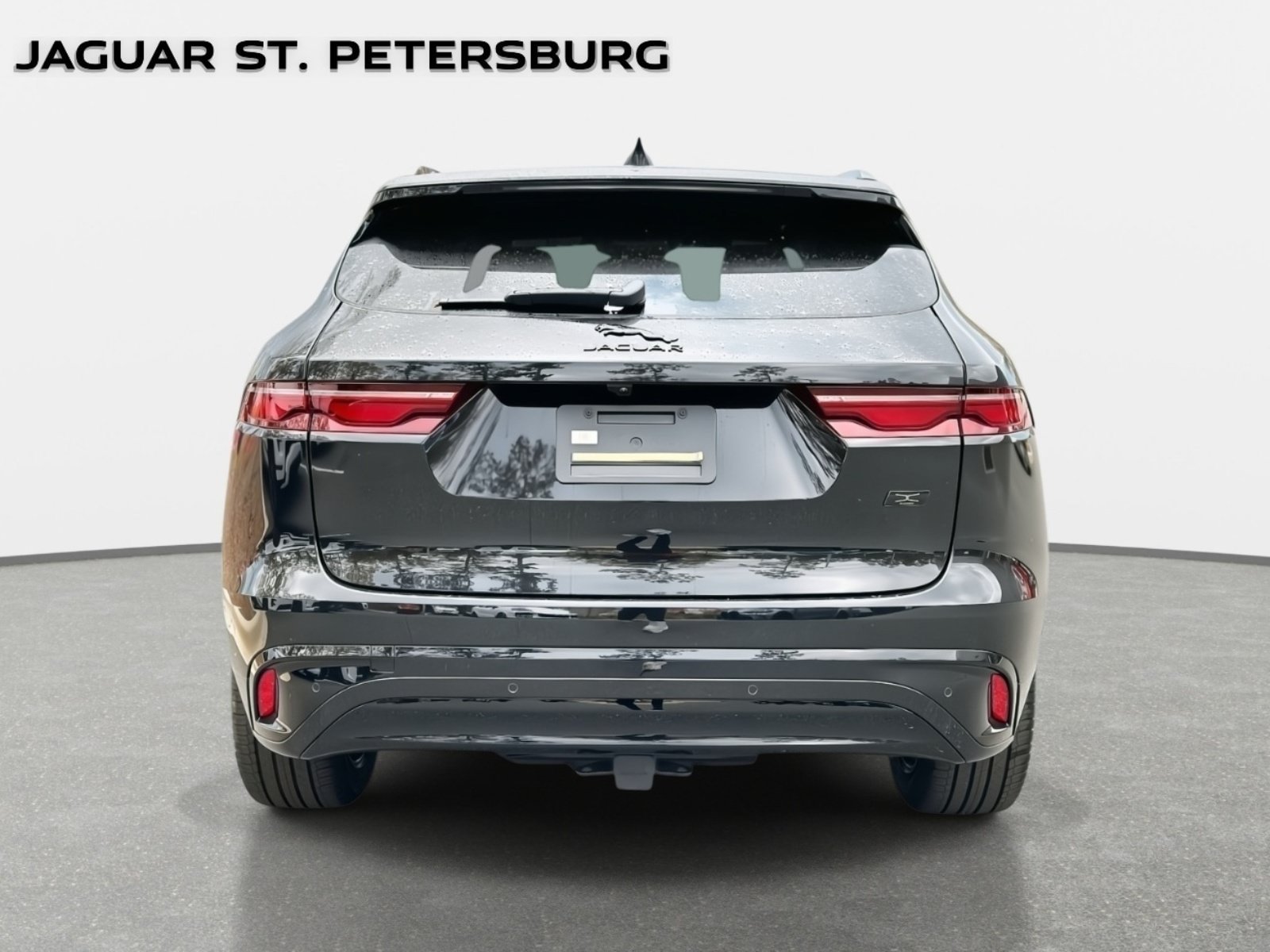 Used 2026 Jaguar F-PACE R-Dynamic S AWD/4WD image 3