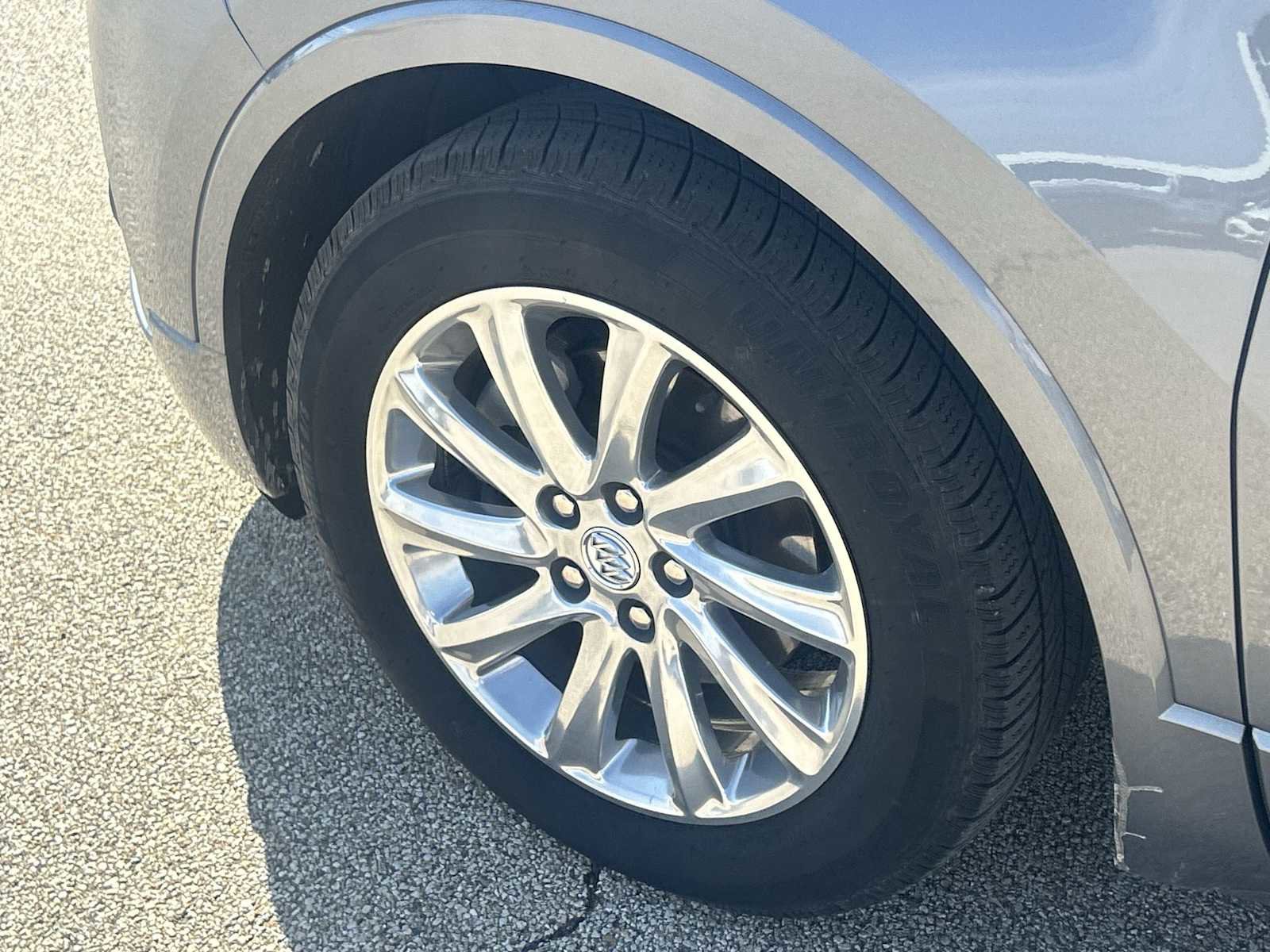 Used 2019 Buick Envision Essence image 40