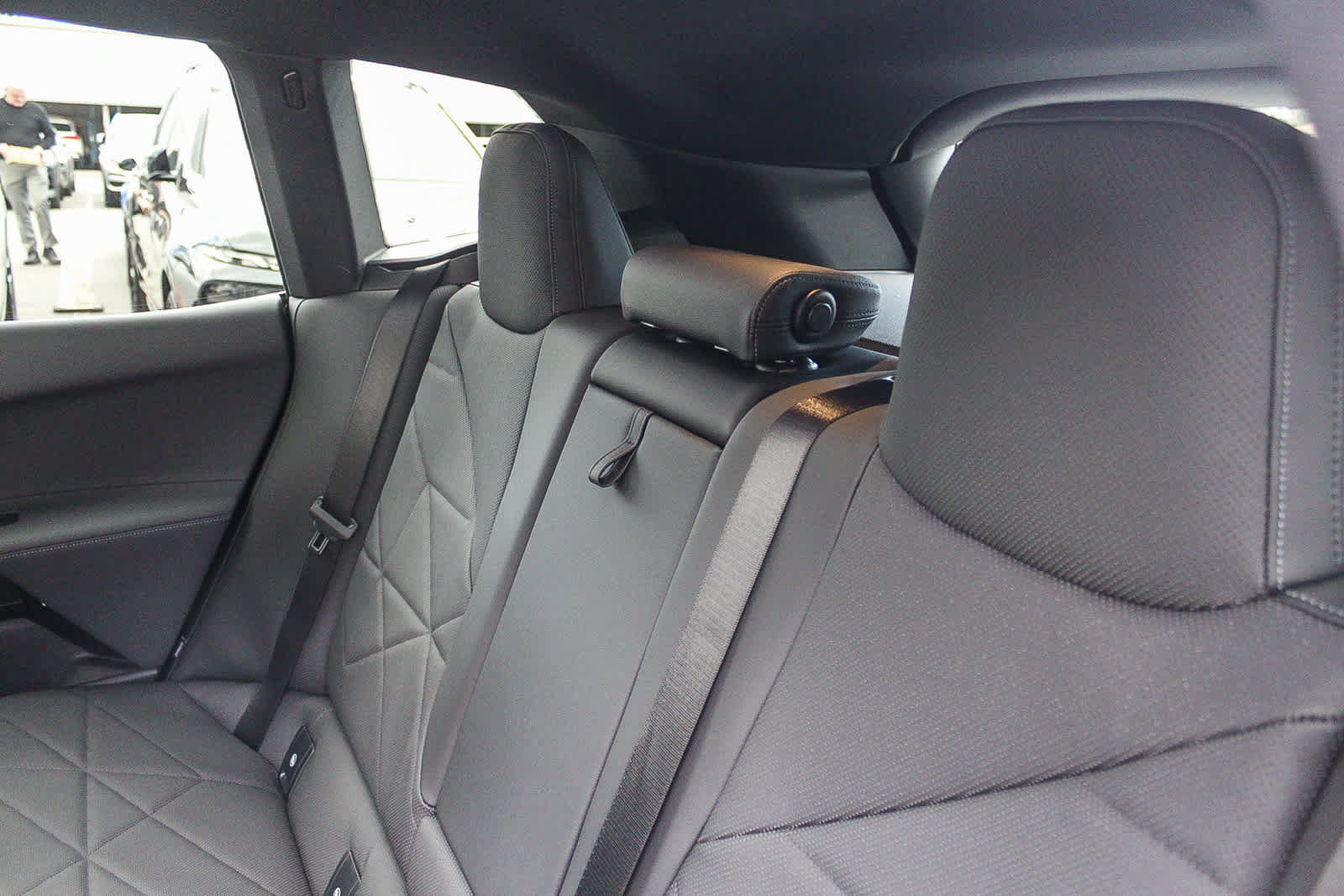 New 2026 BMW iX xDrive60 w/ Premium Package AWD/4WD image 18