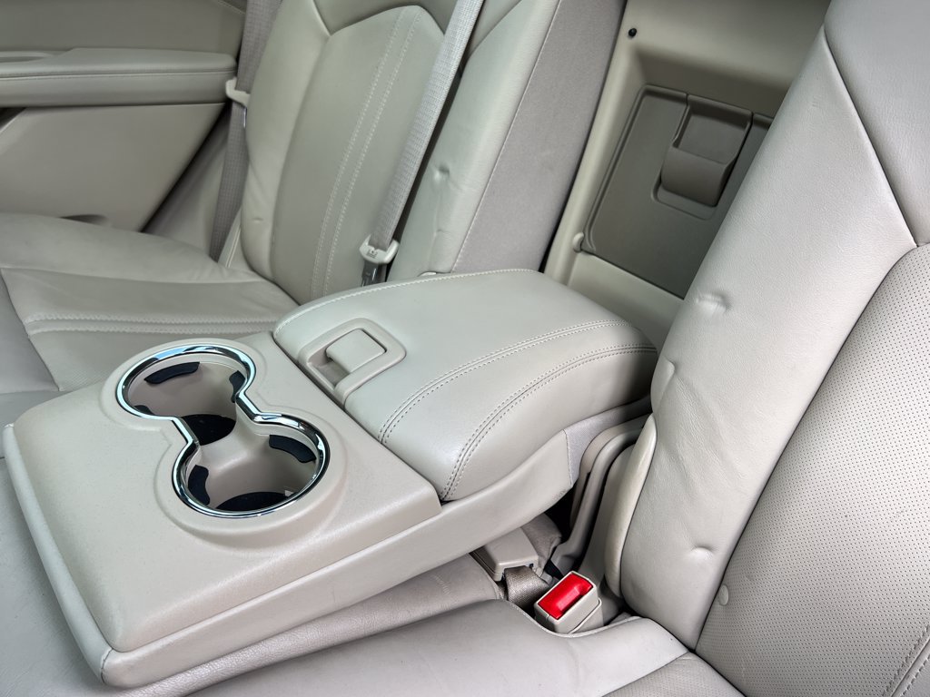 Used 2011 Cadillac SRX Performance FWD image 17