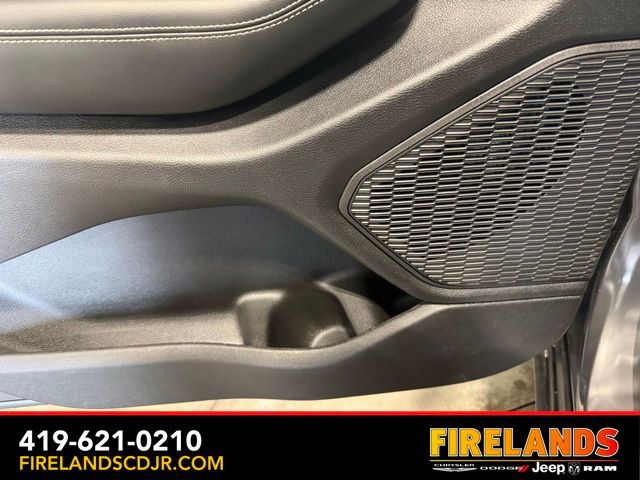 New 2026 Jeep Grand Cherokee Altitude image 9