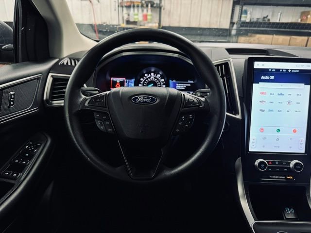 Used 2023 Ford Edge SE image 23