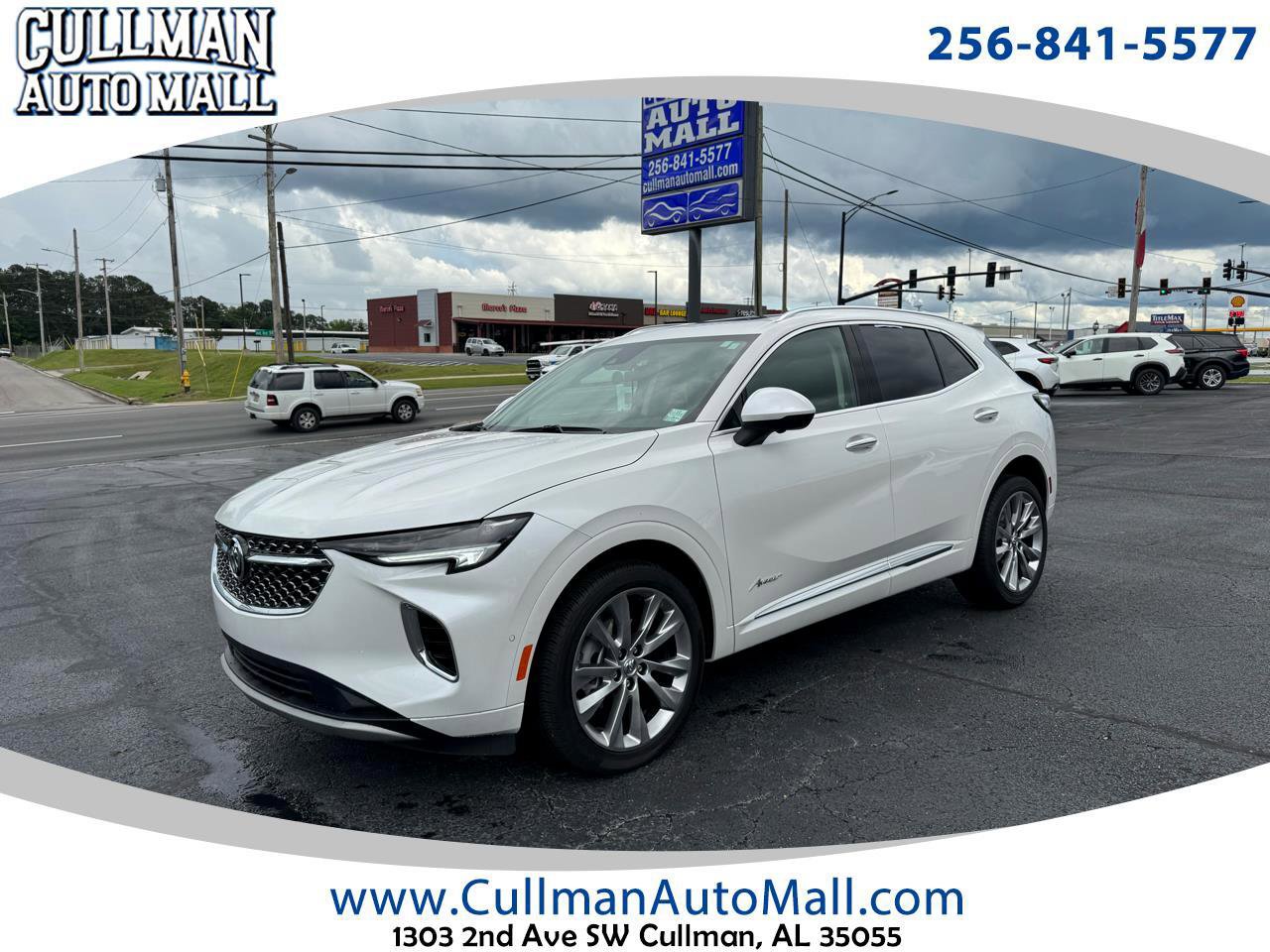 Used 2023 Buick Envision Avenir image 1