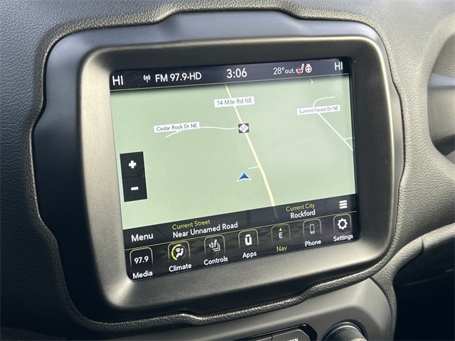 Certified 2022 Jeep Renegade Latitude w/ Convenience Group image 21