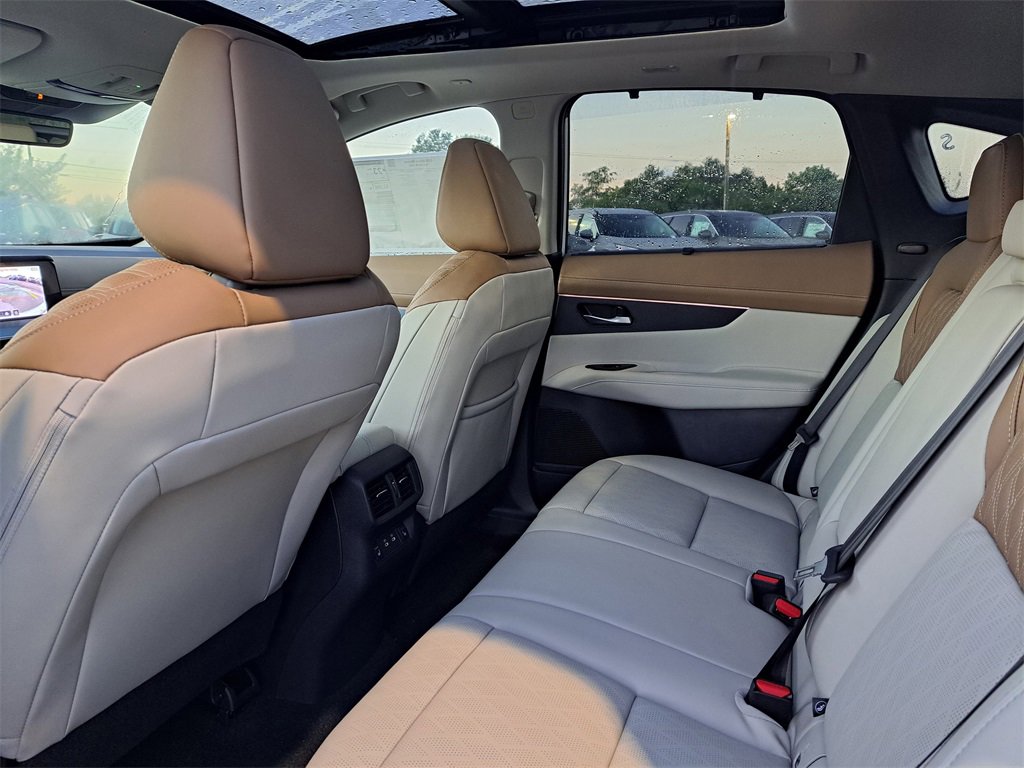 New 2026 Nissan Murano Platinum image 5