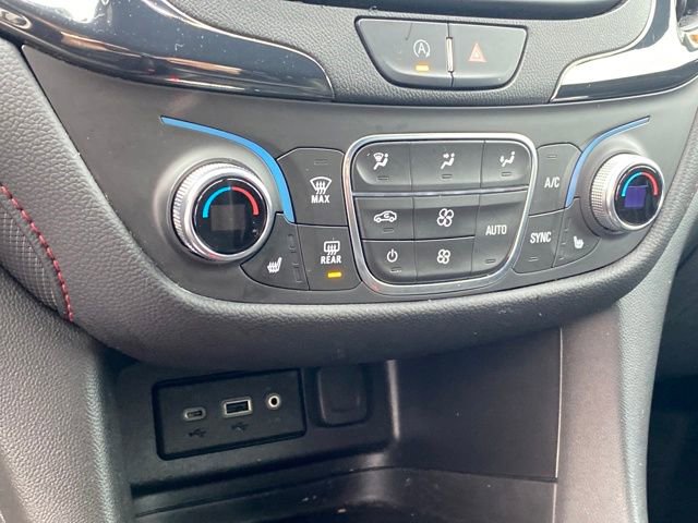 Certified 2022 Chevrolet Equinox RS w/ LPO, Floor Liner Package image 12