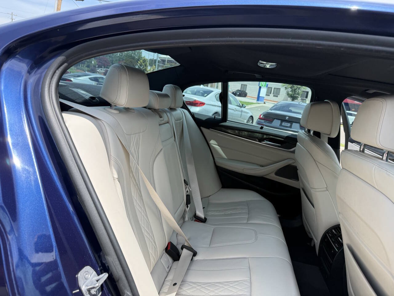 Used 2018 BMW 530i xDrive AWD/4WD image 19