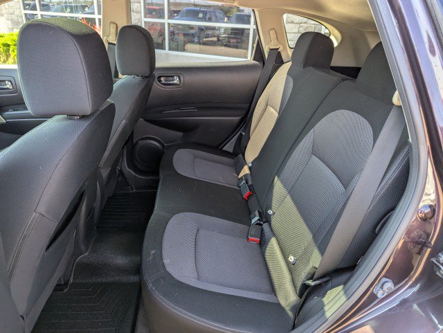 Used 2013 Nissan Rogue SV w/ Premium Pkg AWD/4WD image 23