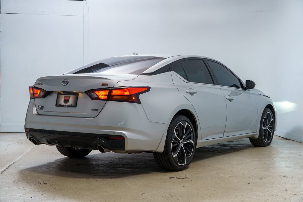 Used 2024 Nissan Altima 2.5 SR w/ SR Premium Package AWD/4WD image 7