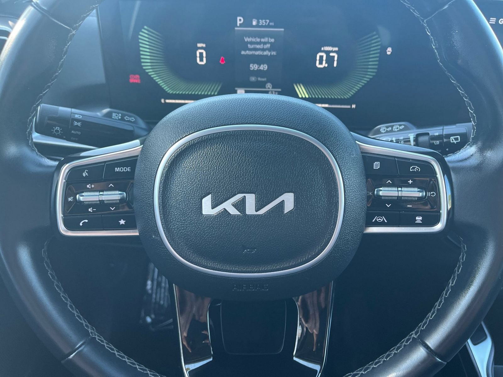 Used 2024 Kia Sorento S FWD image 29
