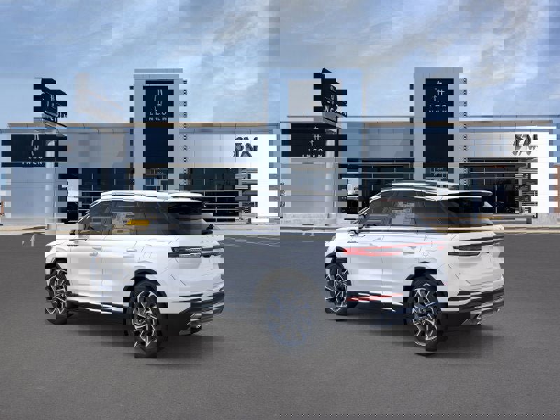 New 2026 Lincoln Corsair Premiere image 4