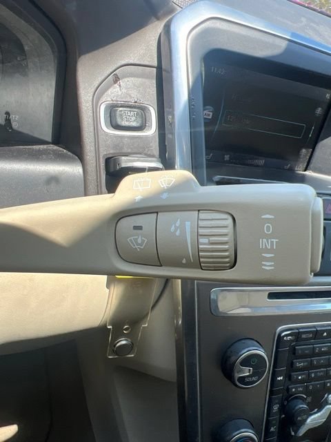 Used 2013 Volvo XC60 T6 AWD/4WD image 13