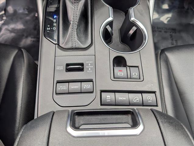Used 2022 Toyota Highlander XLE image 12