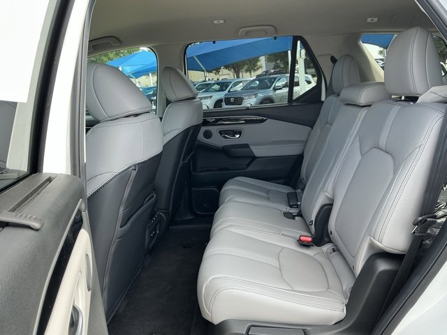New 2025 Honda Pilot EX-L image 9
