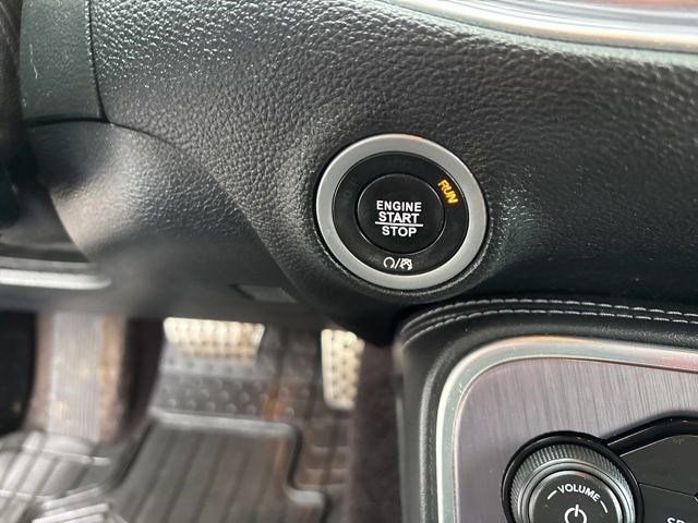 Used 2018 Dodge Challenger GT w/ Driver Convenience Group image 21