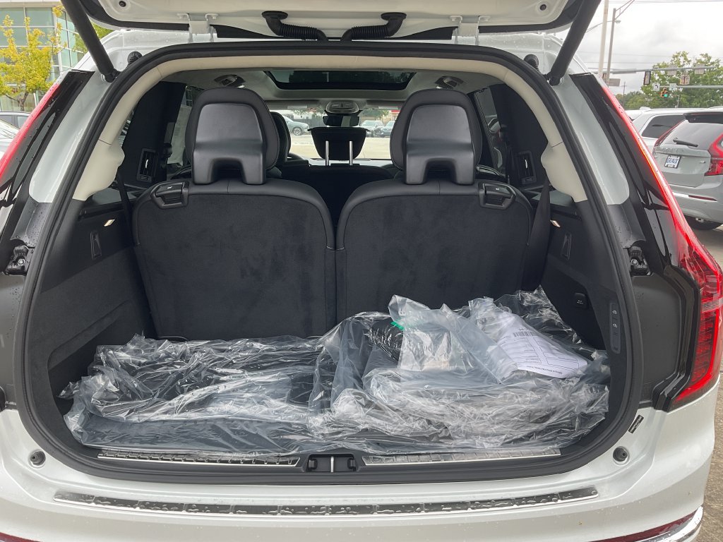 New 2027 Volvo XC90 B6 Ultra AWD/4WD image 9