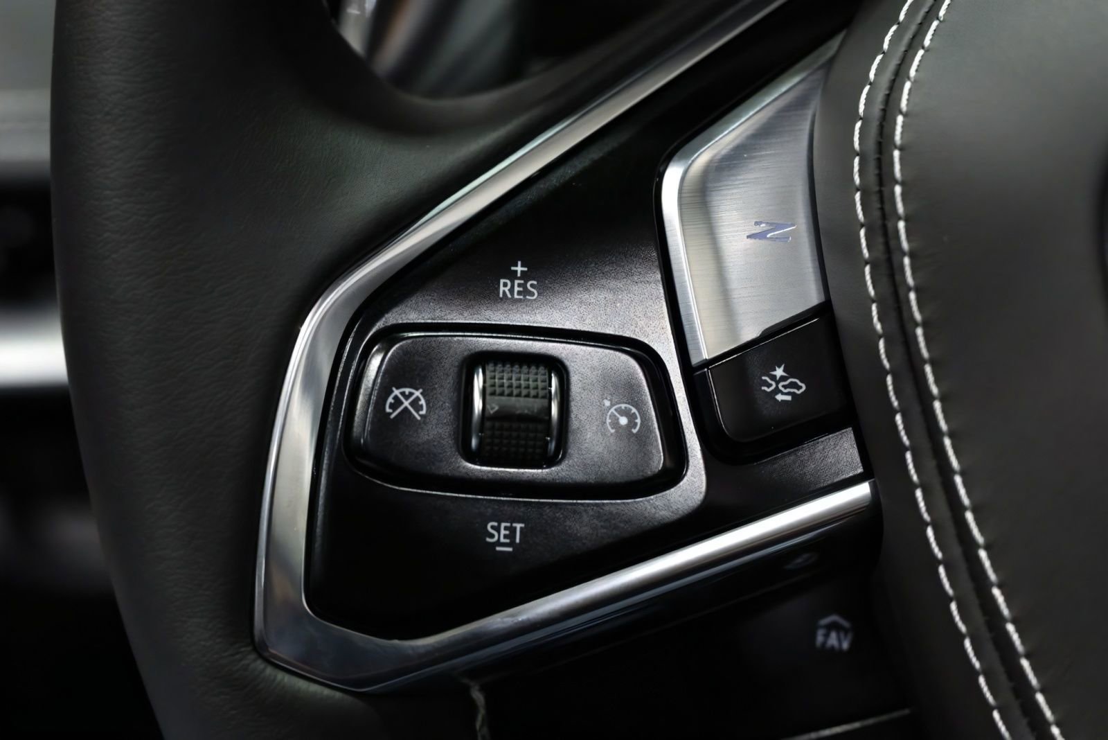 Used 2025 Chevrolet Corvette Z06 RWD image 30